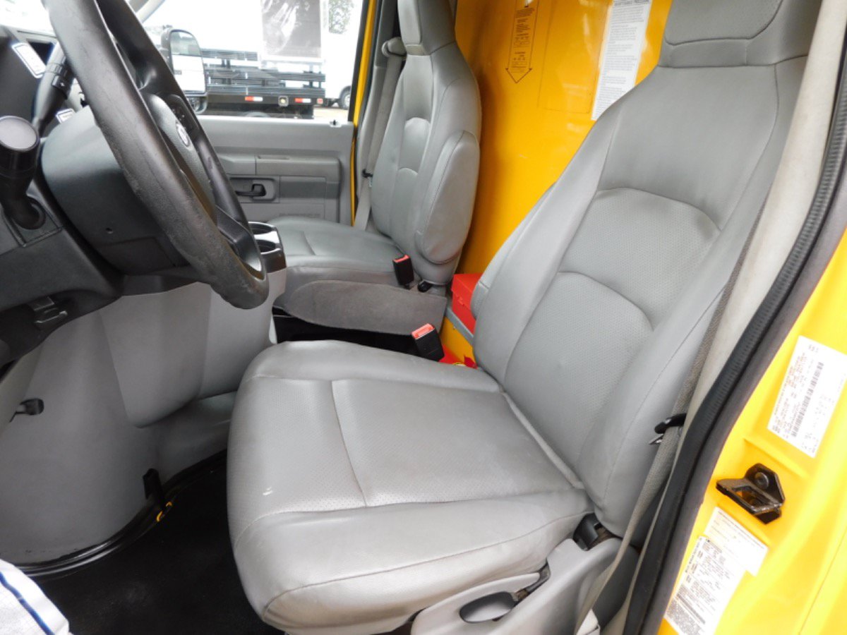 Used 2021 Ford E-350 and Econoline 350 Super Duty RWD image 9