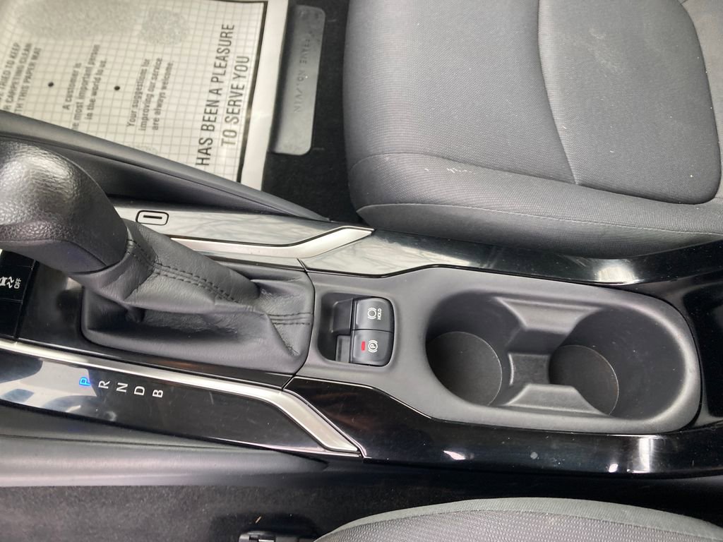 Used 2020 Toyota Corolla LE image 30
