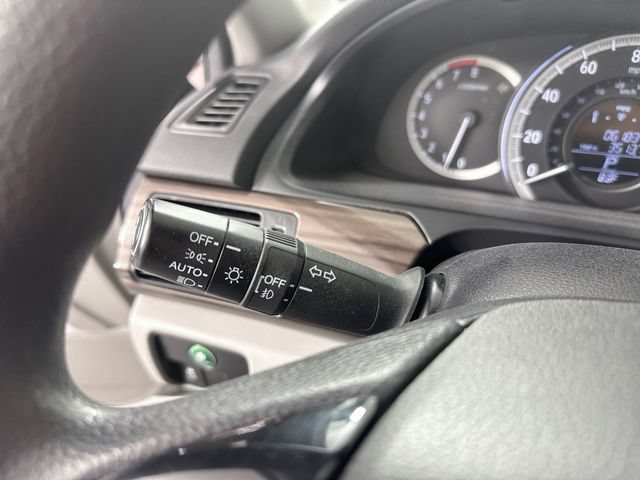 Used 2016 Honda Accord EX image 15