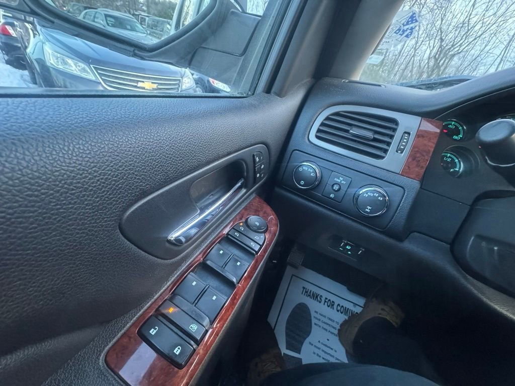 Used 2012 GMC Sierra 1500 SLT w/ SLT White Diamond Edition image 33