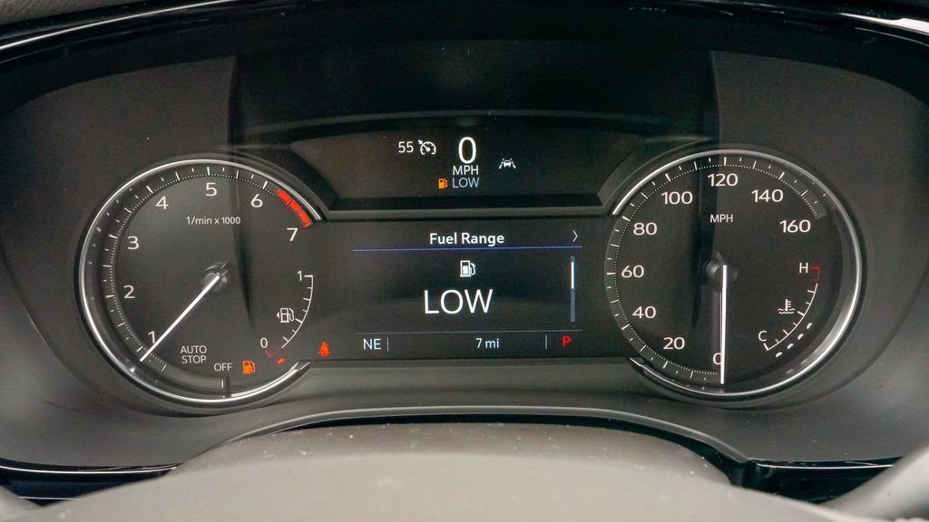 Certified 2025 Cadillac XT6 Luxury FWD image 37
