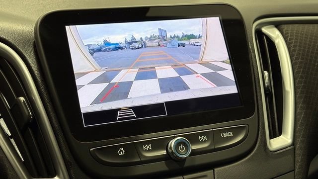 Used 2023 Chevrolet Malibu LT FWD image 34