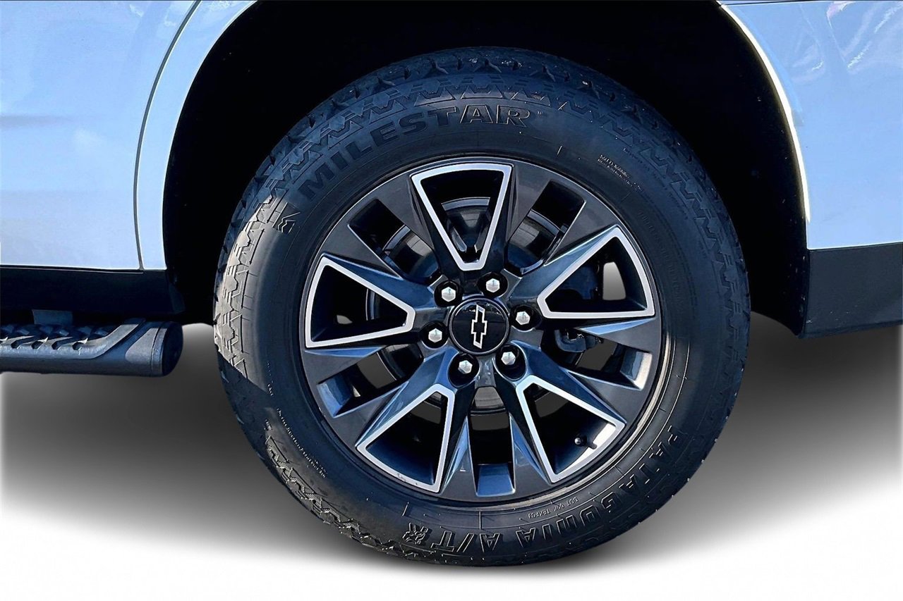 Used 2021 Chevrolet Tahoe Z71 w/ Rear Media and Nav Package image 36