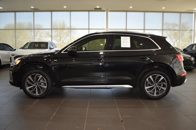 Used 2023 Audi Q5 2.0T Premium w/ Convenience Package AWD/4WD image 8