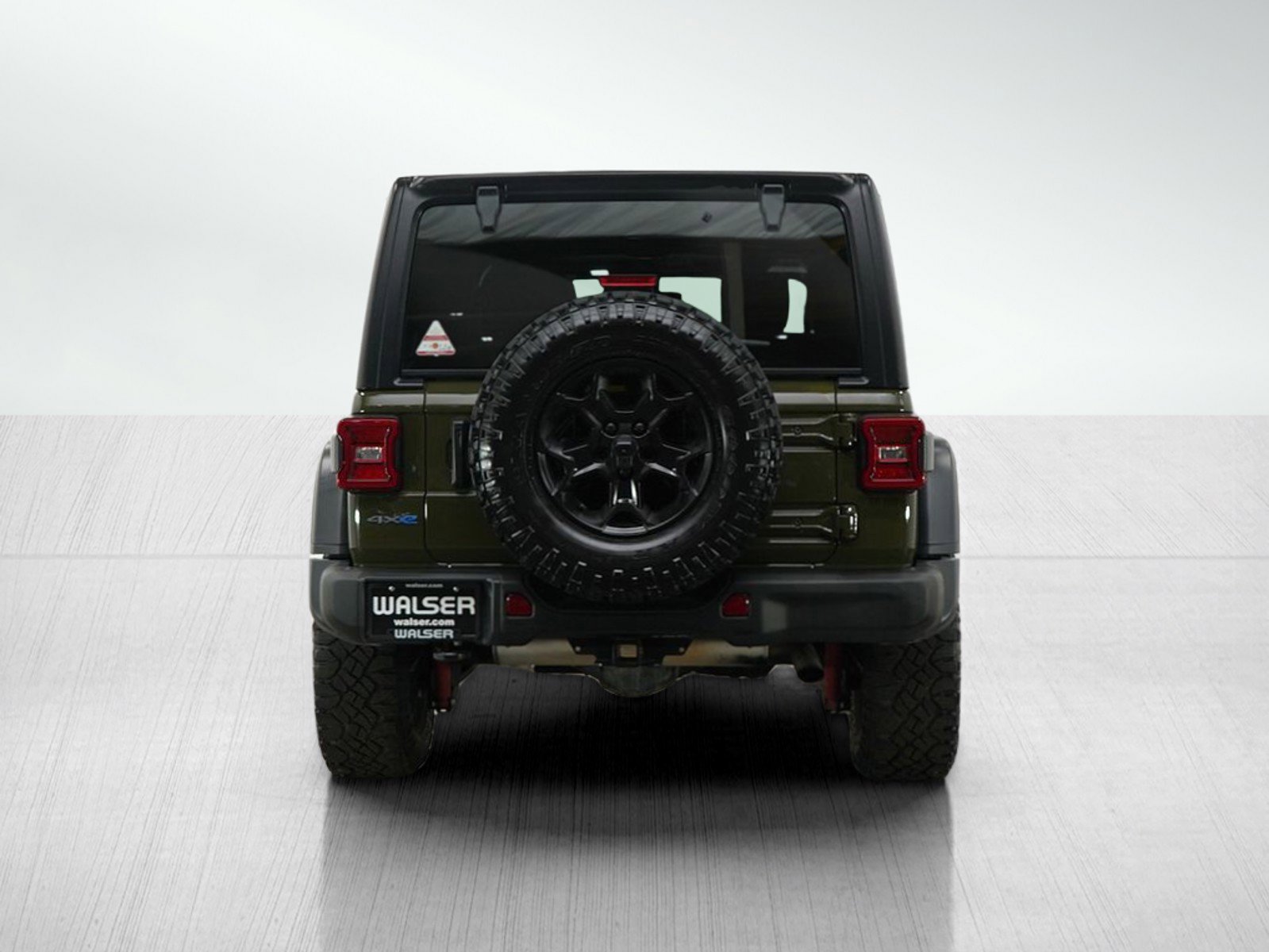 Used 2023 Jeep Wrangler Unlimited Rubicon 4xe w/ Steel Bumper Group image 5