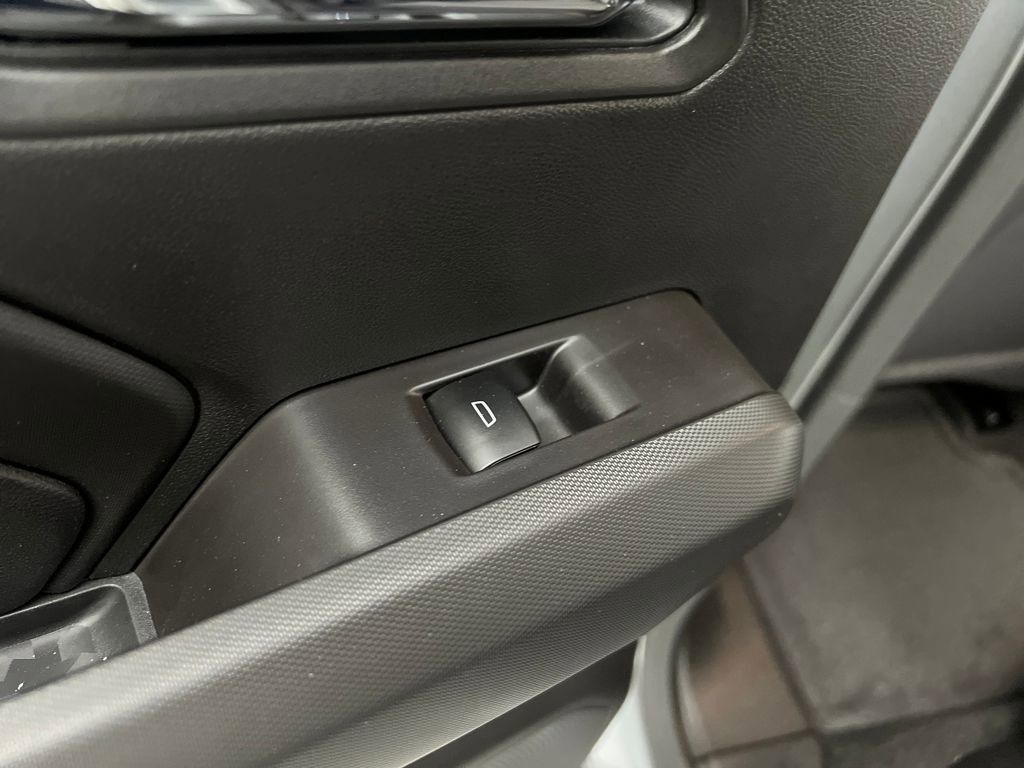 Used 2026 Chevrolet Colorado Z71 image 16