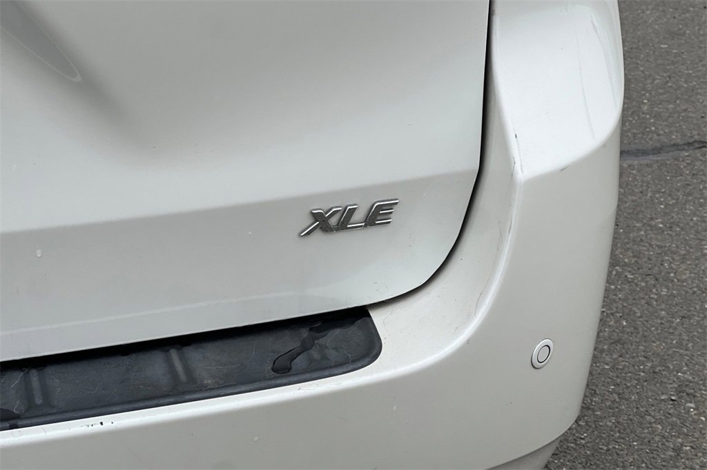 Certified 2017 Toyota Sienna Limited image 28