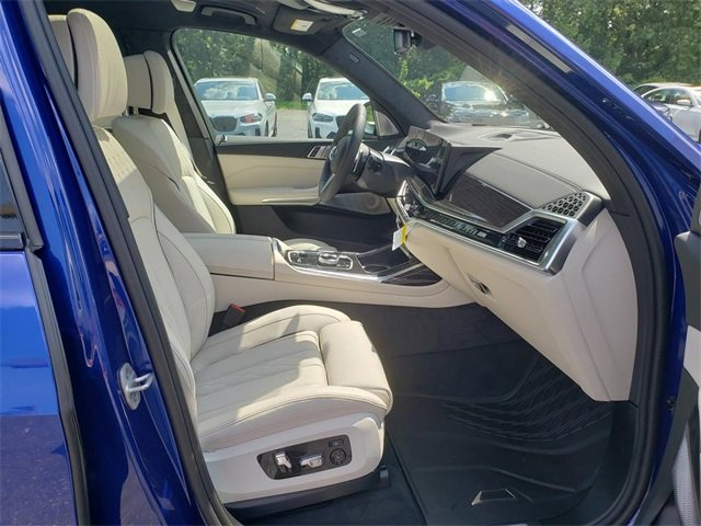 New 2026 BMW X7 M60i image 20