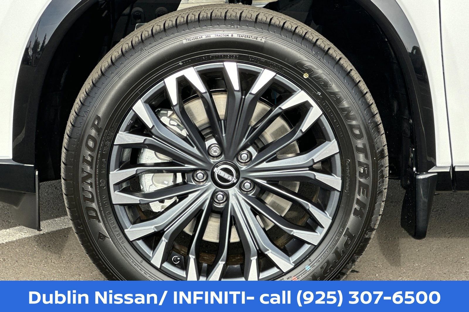 New 2026 Nissan Rogue Platinum w/ Tech Package AWD/4WD image 33