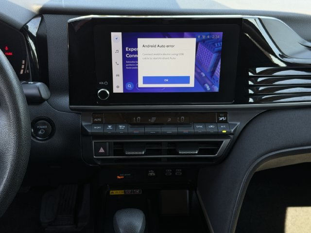 Used 2025 Toyota Camry LE FWD image 16