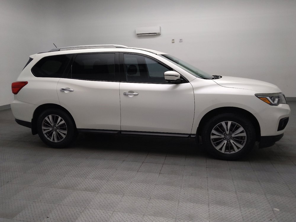 Used 2018 Nissan Pathfinder SL AWD/4WD image 11