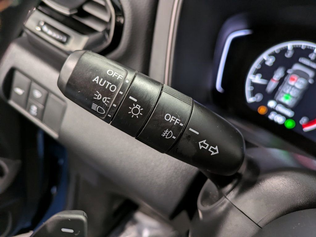 Used 2025 Honda Pilot TrailSport image 16