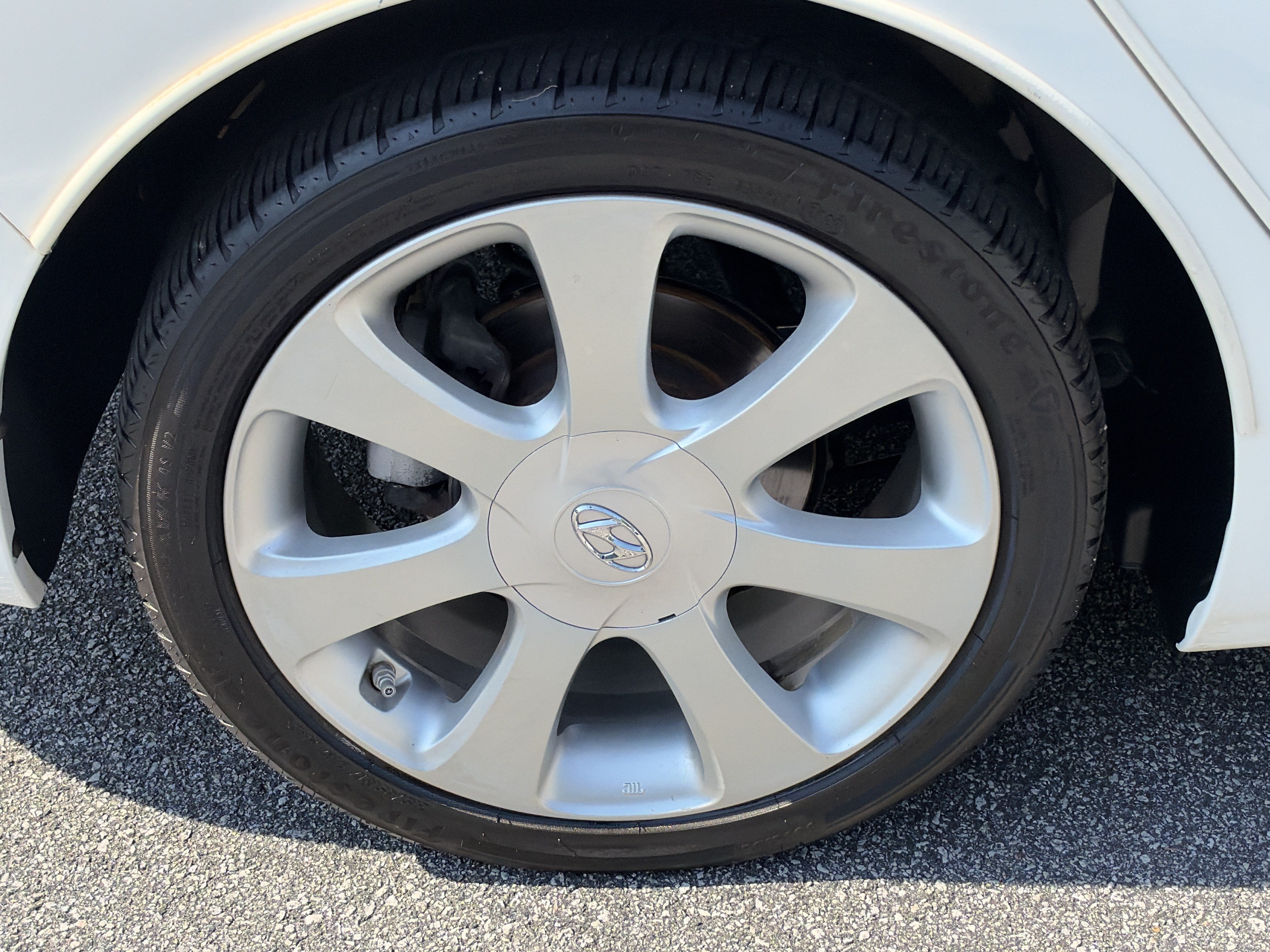 Used 2012 Hyundai Elantra Limited FWD image 21