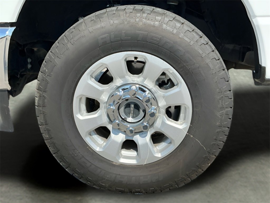 Certified 2024 Ford F250 XLT w/ FX4 Off-Road Package image 42