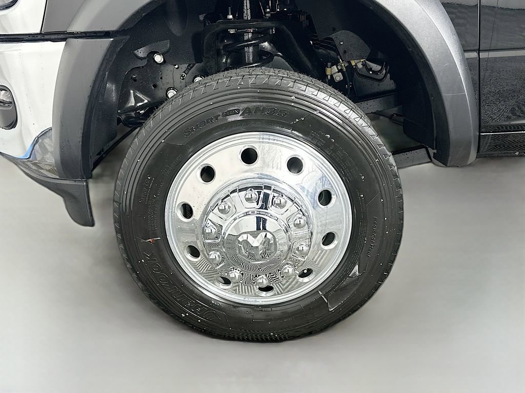 New 2026 RAM 5500 Tradesman w/ Chrome Appearance Group image 16