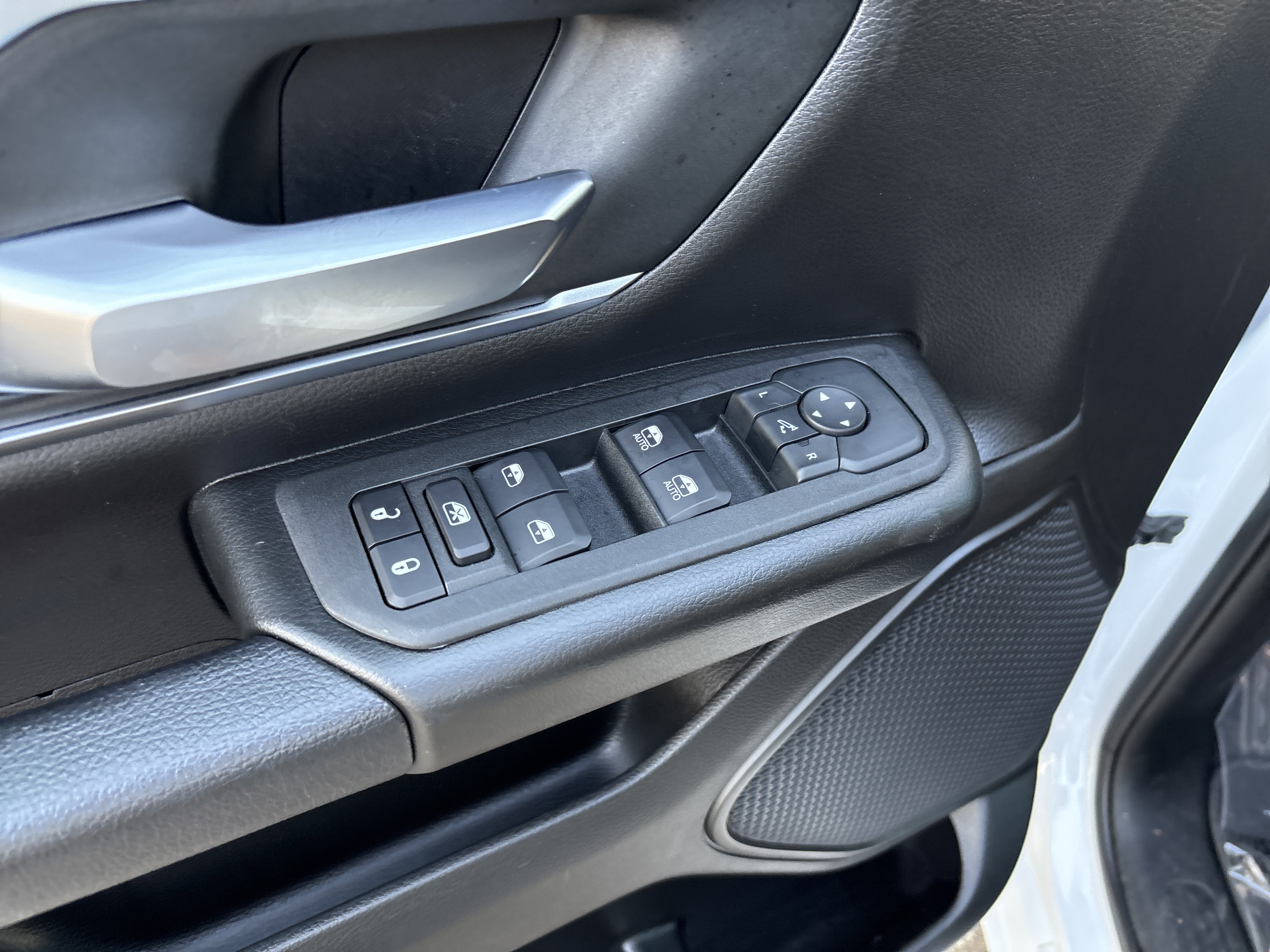 Used 2025 RAM 1500 Big Horn AWD/4WD image 16