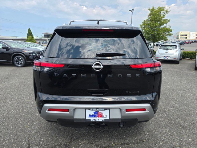 New 2025 Nissan Pathfinder SL w/ SL Premium Package image 5