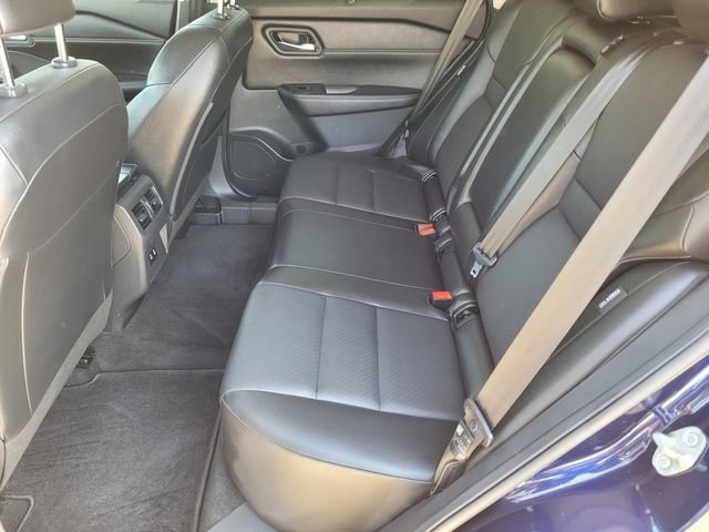 Used 2024 Nissan Rogue SV w/ SV Premium Package image 19