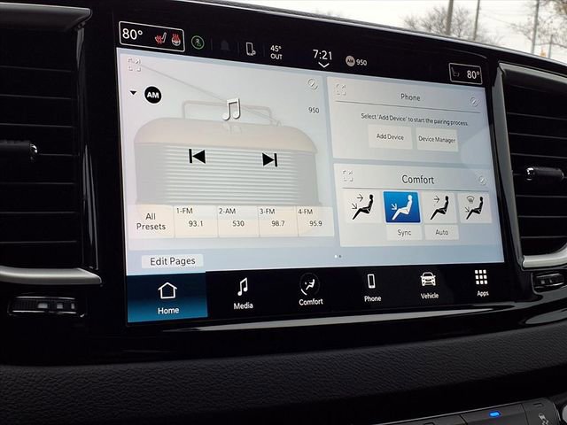 Used 2024 Chrysler Pacifica Touring-L image 12