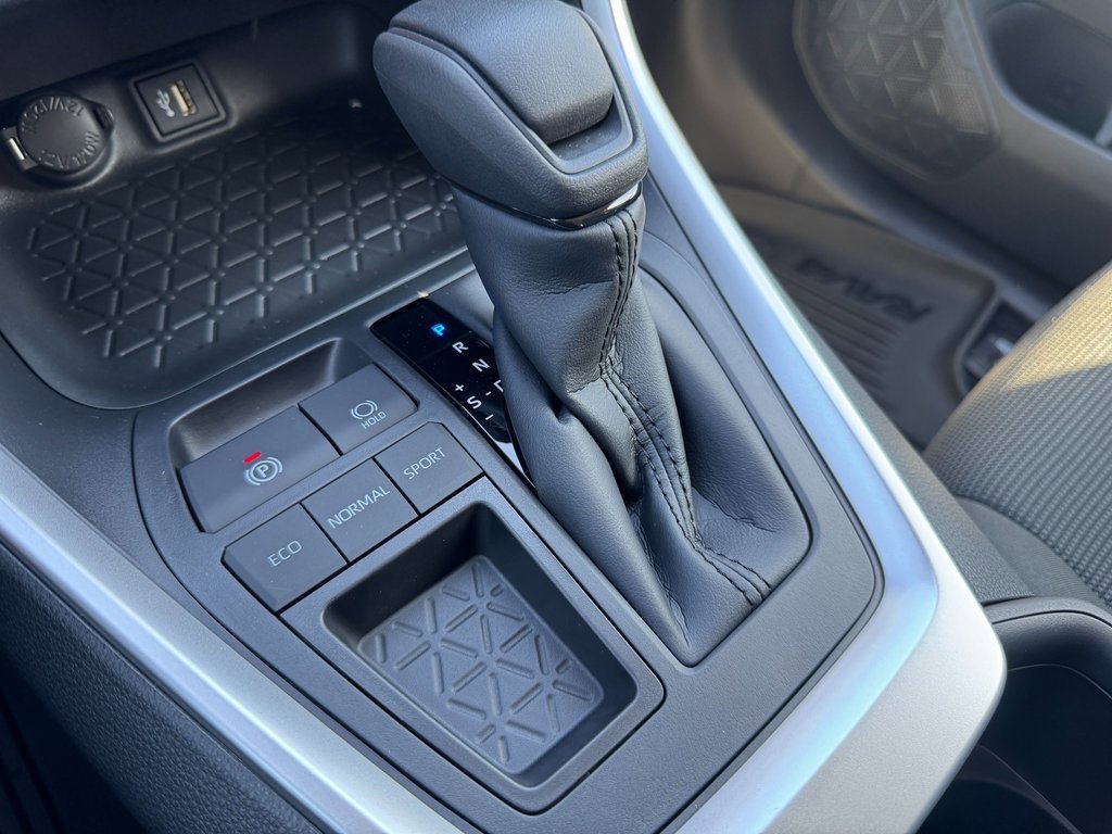 New 2025 Toyota RAV4 LE image 7