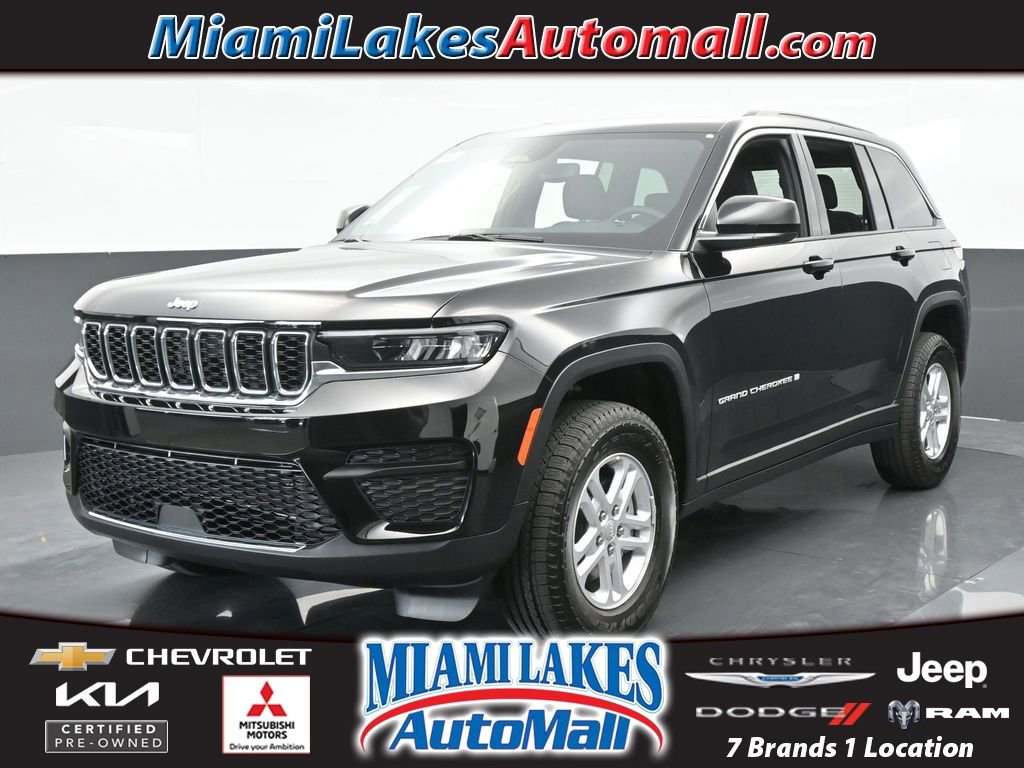 Used 2024 Jeep Grand Cherokee Laredo w/ Trailer Tow Package