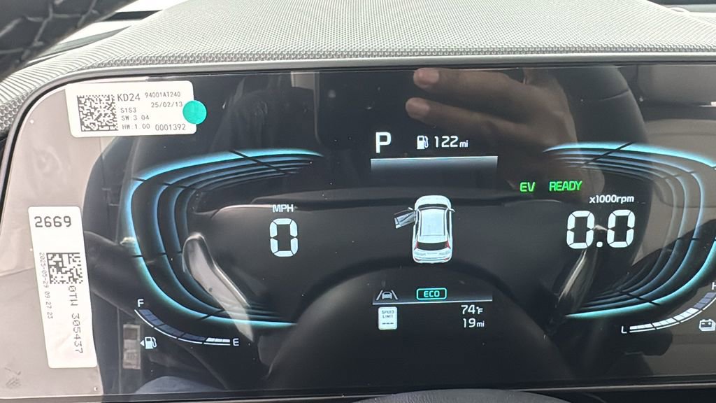 New 2025 Kia Niro EX image 20
