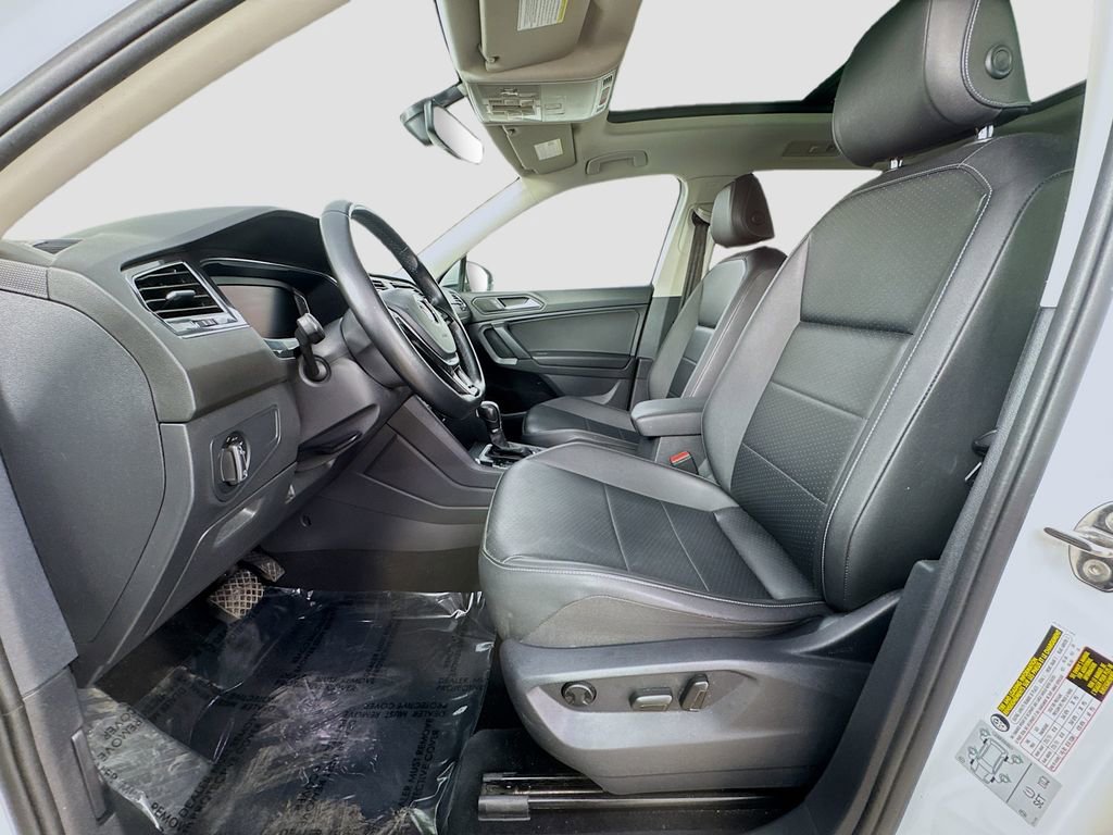 Used 2019 Volkswagen Tiguan SEL AWD/4WD image 25