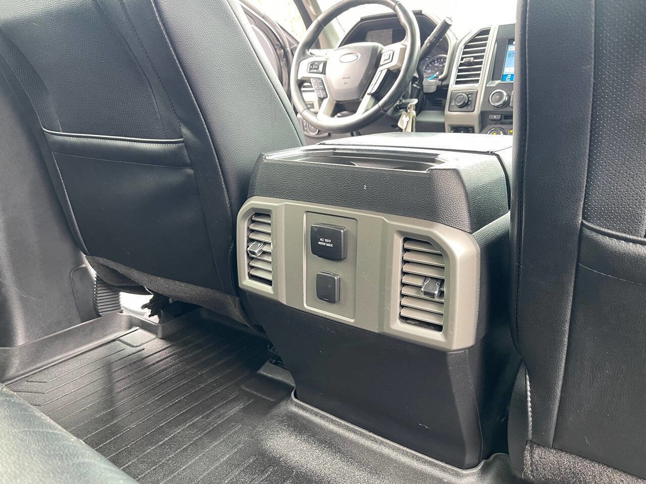 Used 2017 Ford F250 Lariat w/ Lariat Value Package image 40