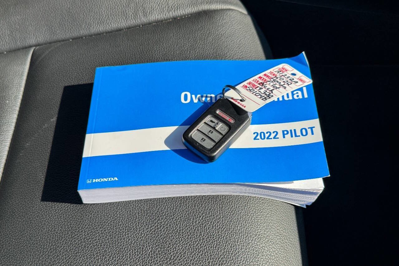 Used 2022 Honda Pilot Black Edition image 38