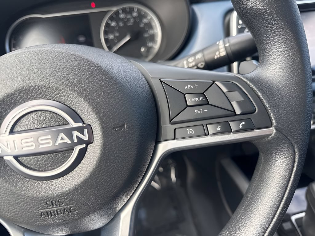 Used 2025 Nissan Versa SV FWD image 14