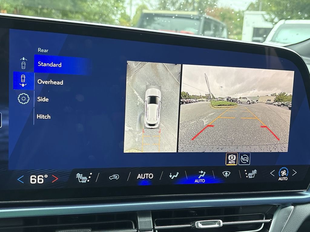 New 2026 Chevrolet Equinox EV LT image 17