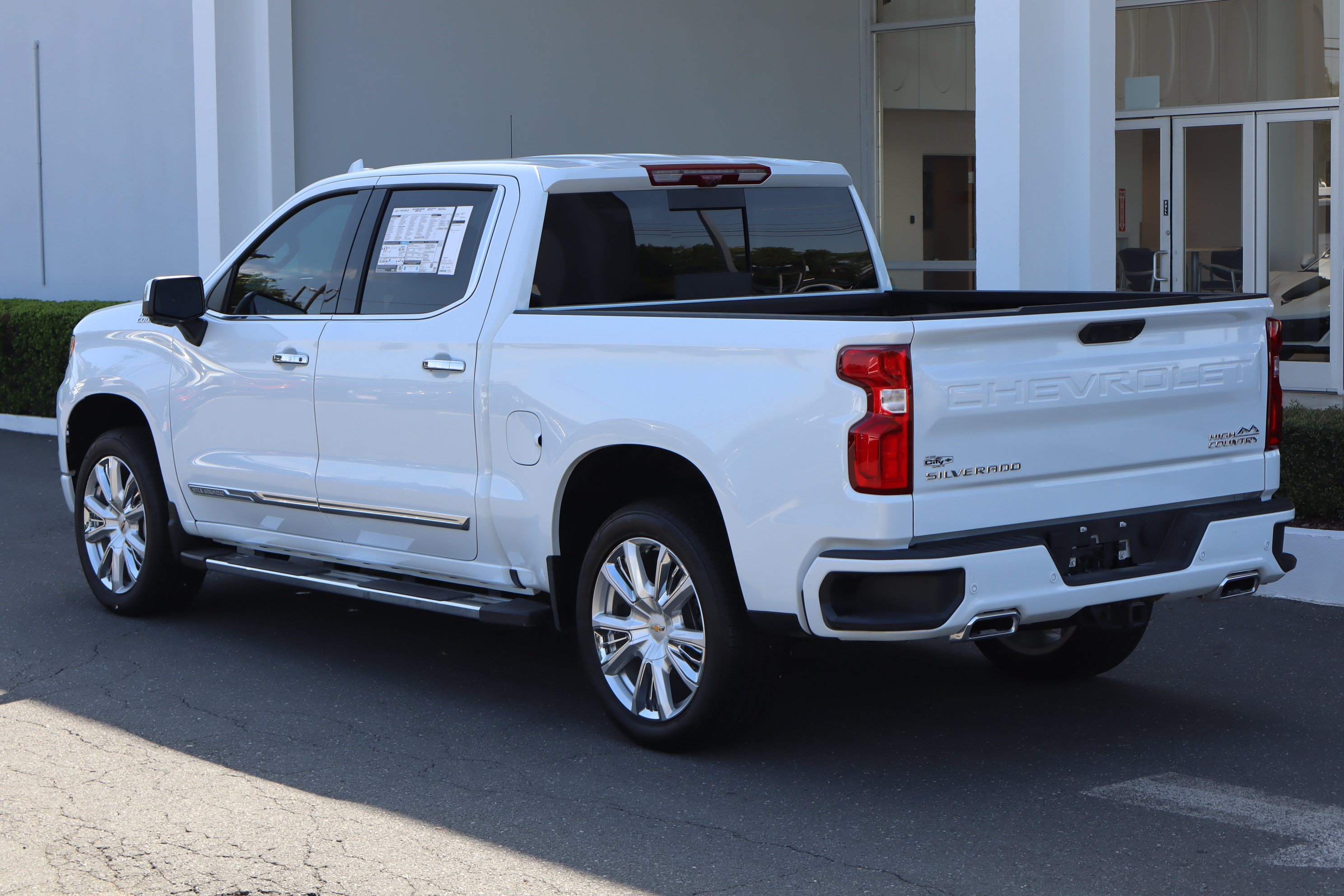 New 2026 Chevrolet Silverado 1500 High Country w/ High Country Premium Package AWD/4WD image 7