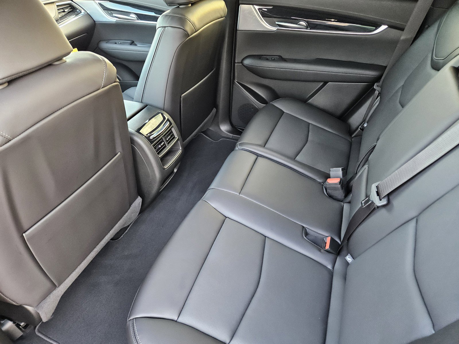 New 2026 Cadillac XT5 Premium Luxury w/ Driver Assist Package FWD image 20