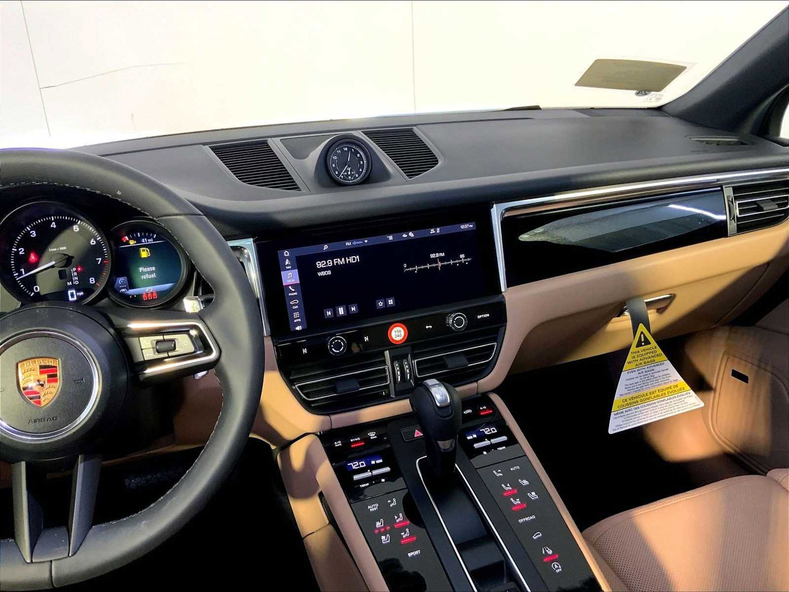 New 2026 Porsche Macan AWD/4WD image 16