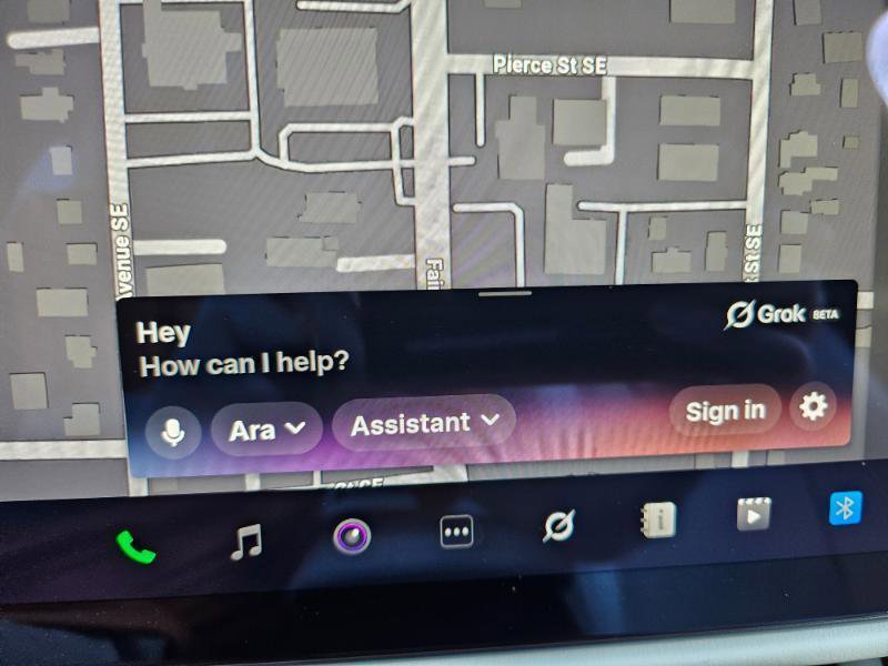 Used 2022 Tesla Model X image 45