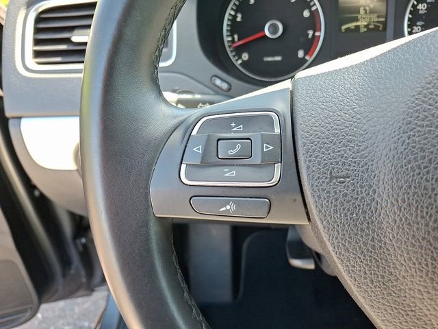 Used 2013 Volkswagen Jetta SE FWD image 20