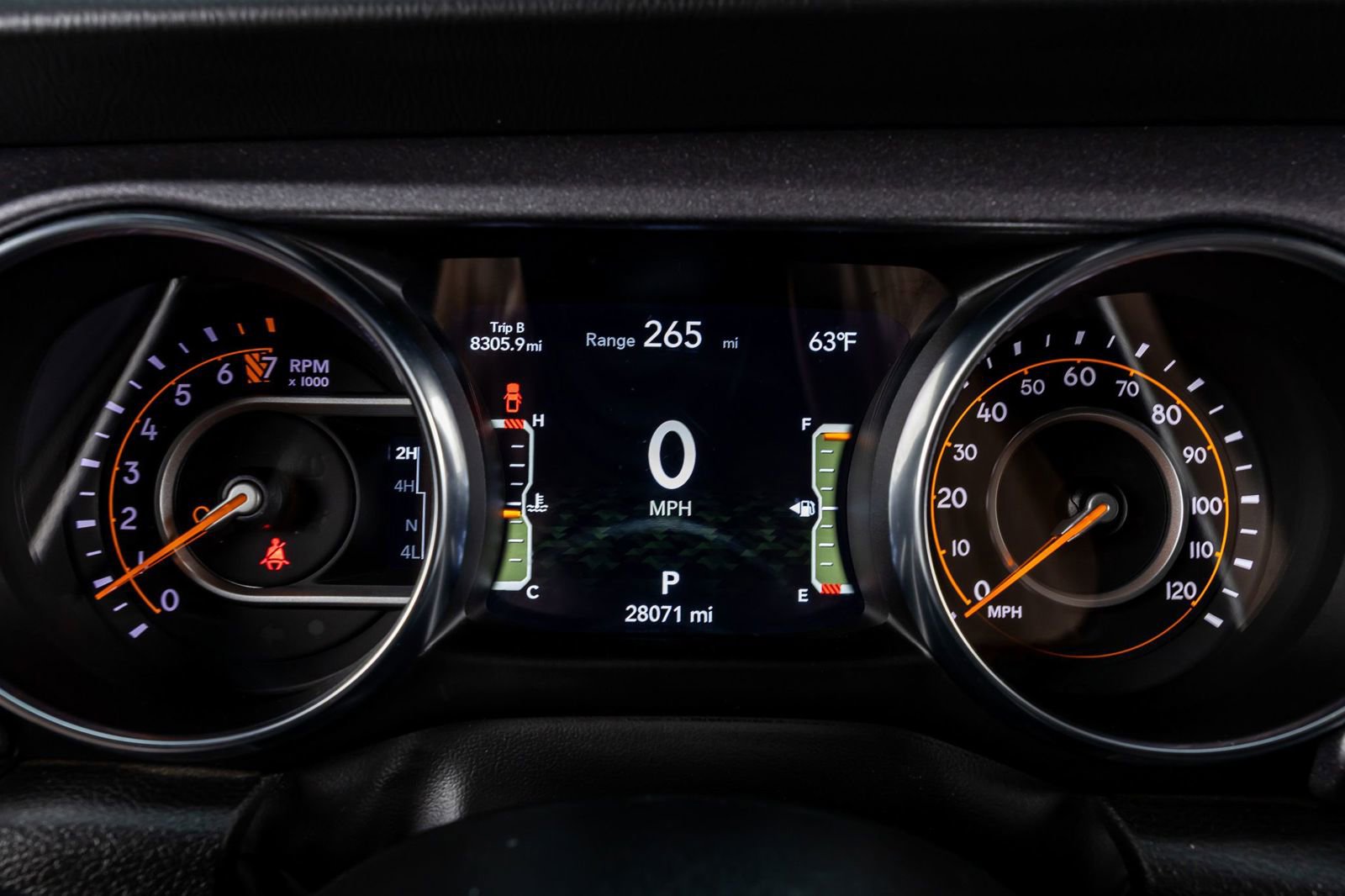 Used 2023 Jeep Gladiator Mojave w/ LED Lighting Group AWD/4WD image 19