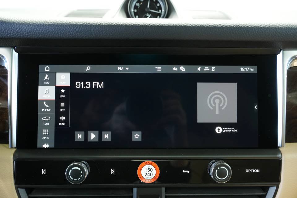 Certified 2026 Porsche Macan AWD/4WD image 18