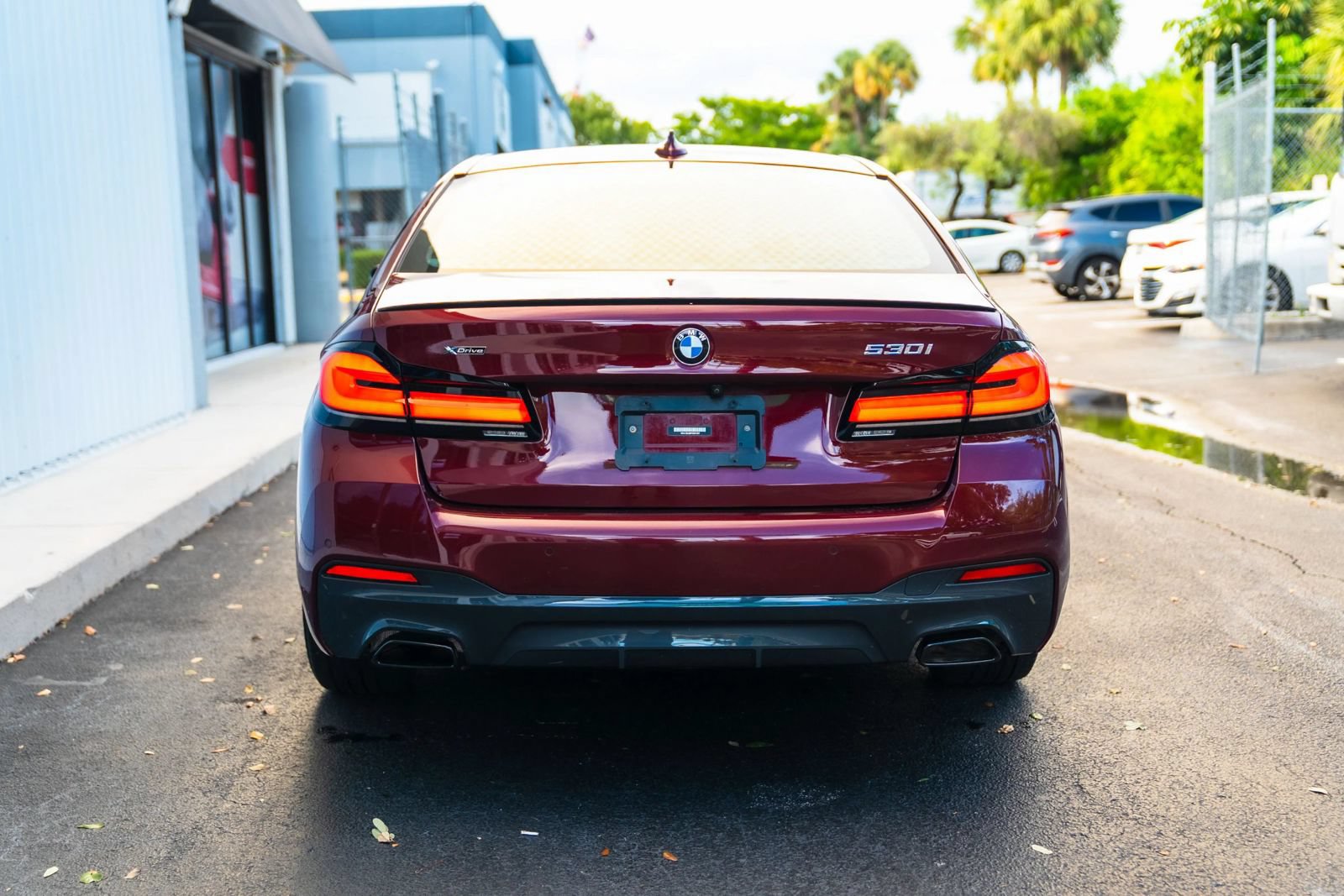 Used 2023 BMW 530i xDrive w/ Executive Package AWD/4WD image 9