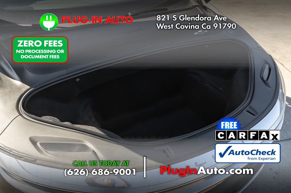 Used 2025 Lucid Air Pure RWD image 12