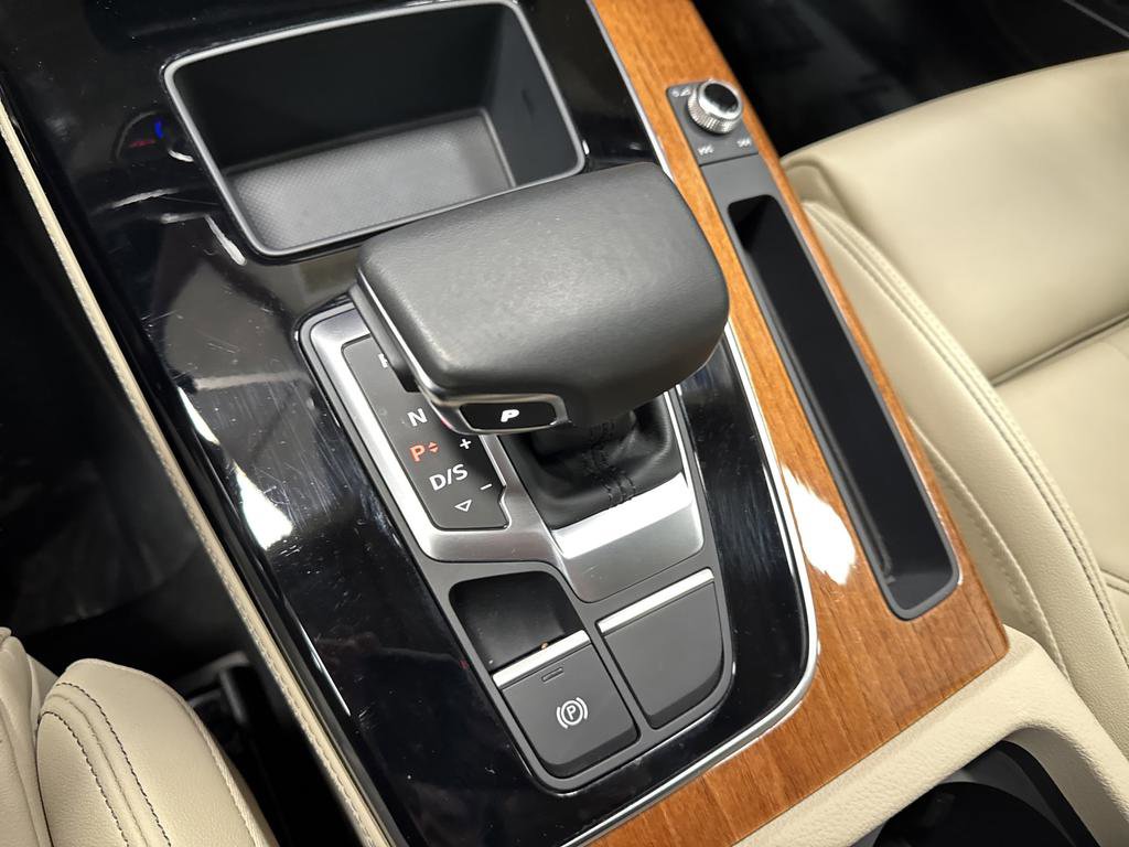 Used 2023 Audi Q5 e Premium Plus w/ Premium Plus Package image 22