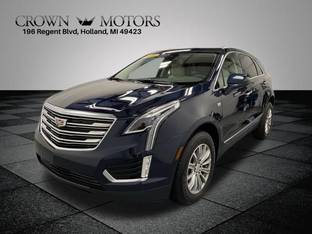 Used 2017 Cadillac XT5 Luxury w/ Driver Awareness Package AWD/4WD image 3