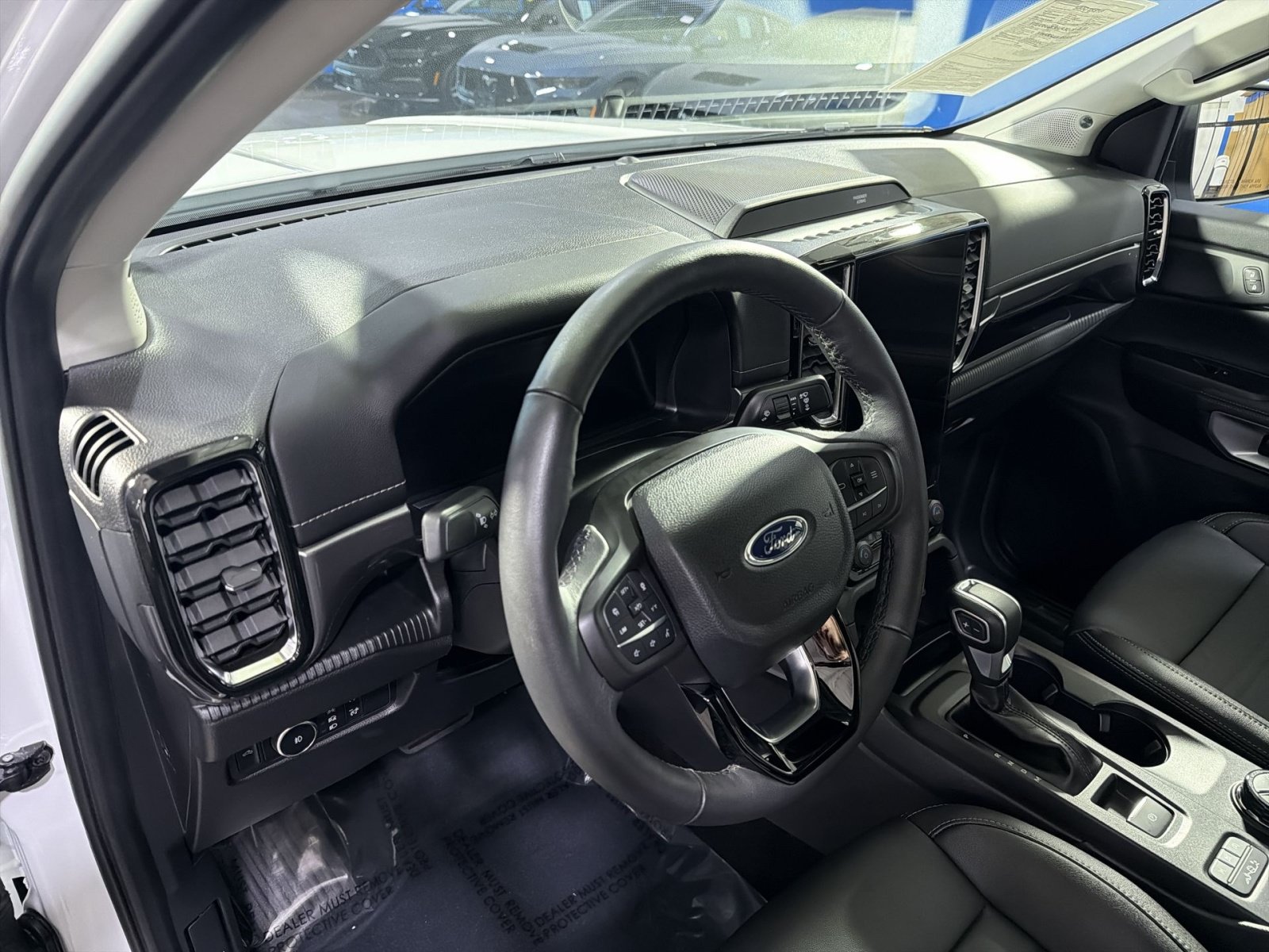Used 2025 Ford Ranger Lariat w/ FX4 Off-Road Package AWD/4WD image 20