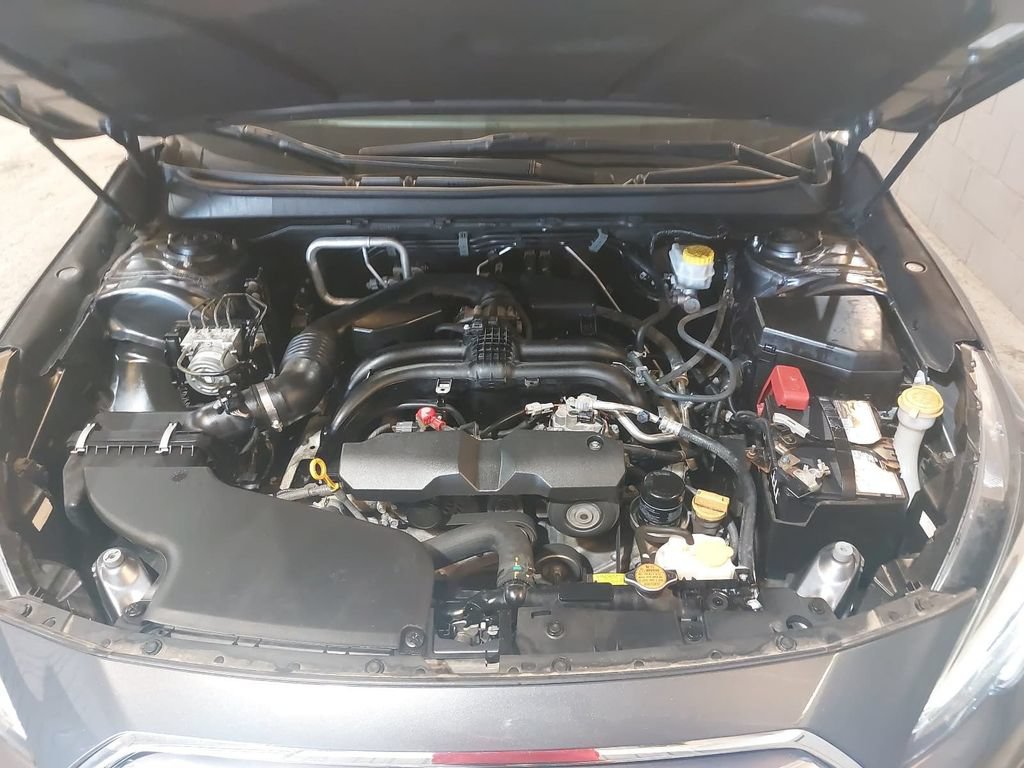 Used 2018 Subaru Outback 2.5i Limited AWD/4WD image 31