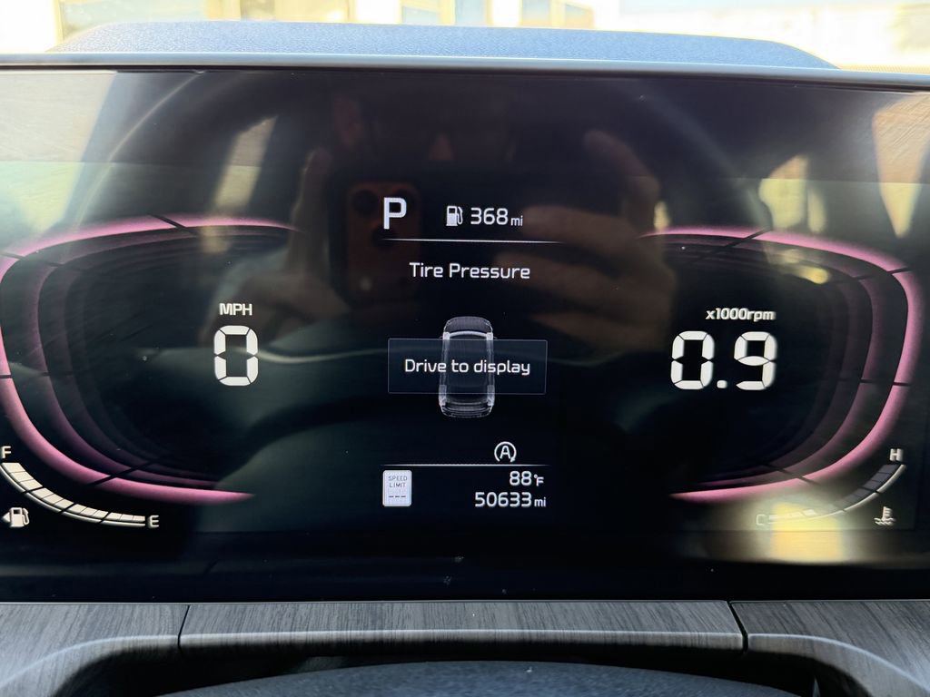 Certified 2023 Kia Telluride EX FWD image 32