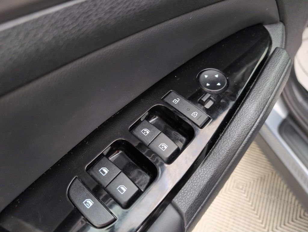 Used 2023 Kia Sportage EX image 39