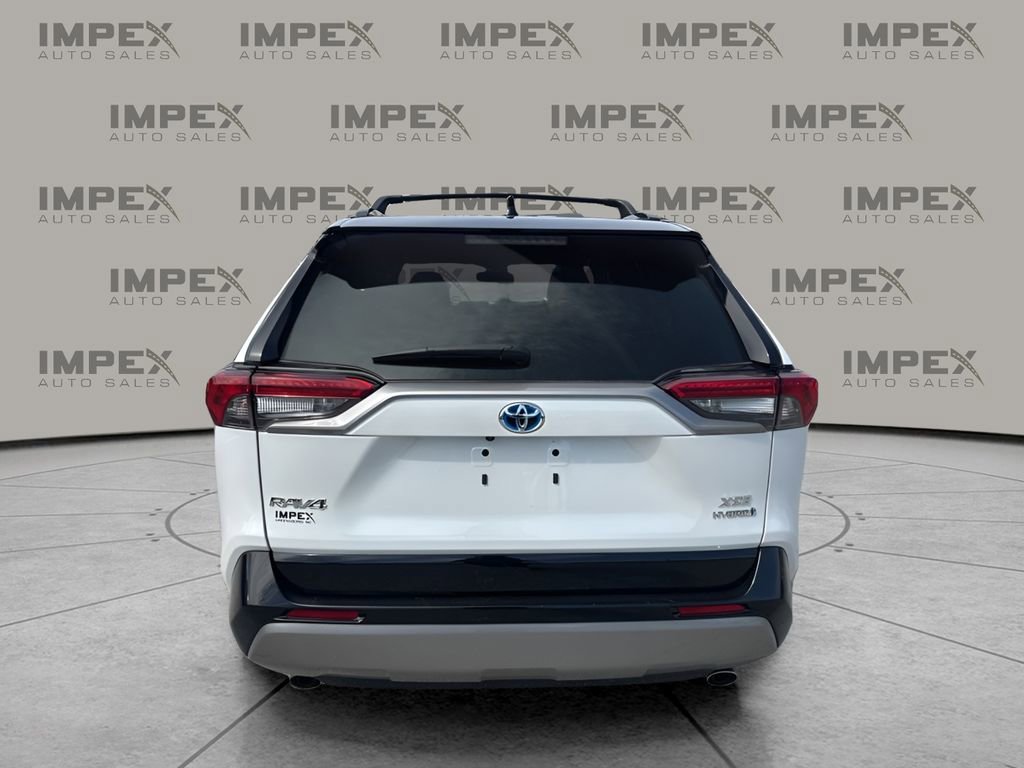 Used 2024 Toyota RAV4 XSE image 4