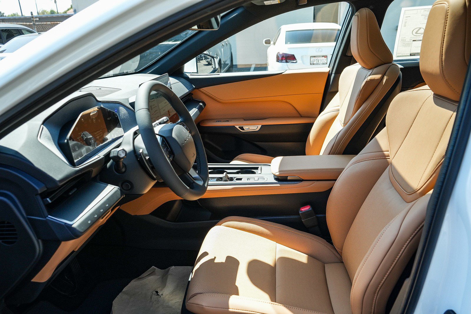 New 2026 Lexus ES 500e AWD/4WD image 17