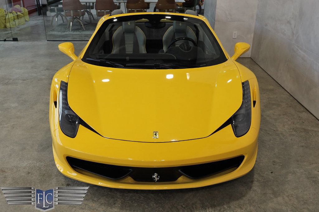 Used 2015 Ferrari 458 Spider RWD image 13