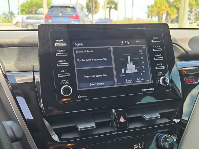 Used 2022 Toyota Camry LE image 25